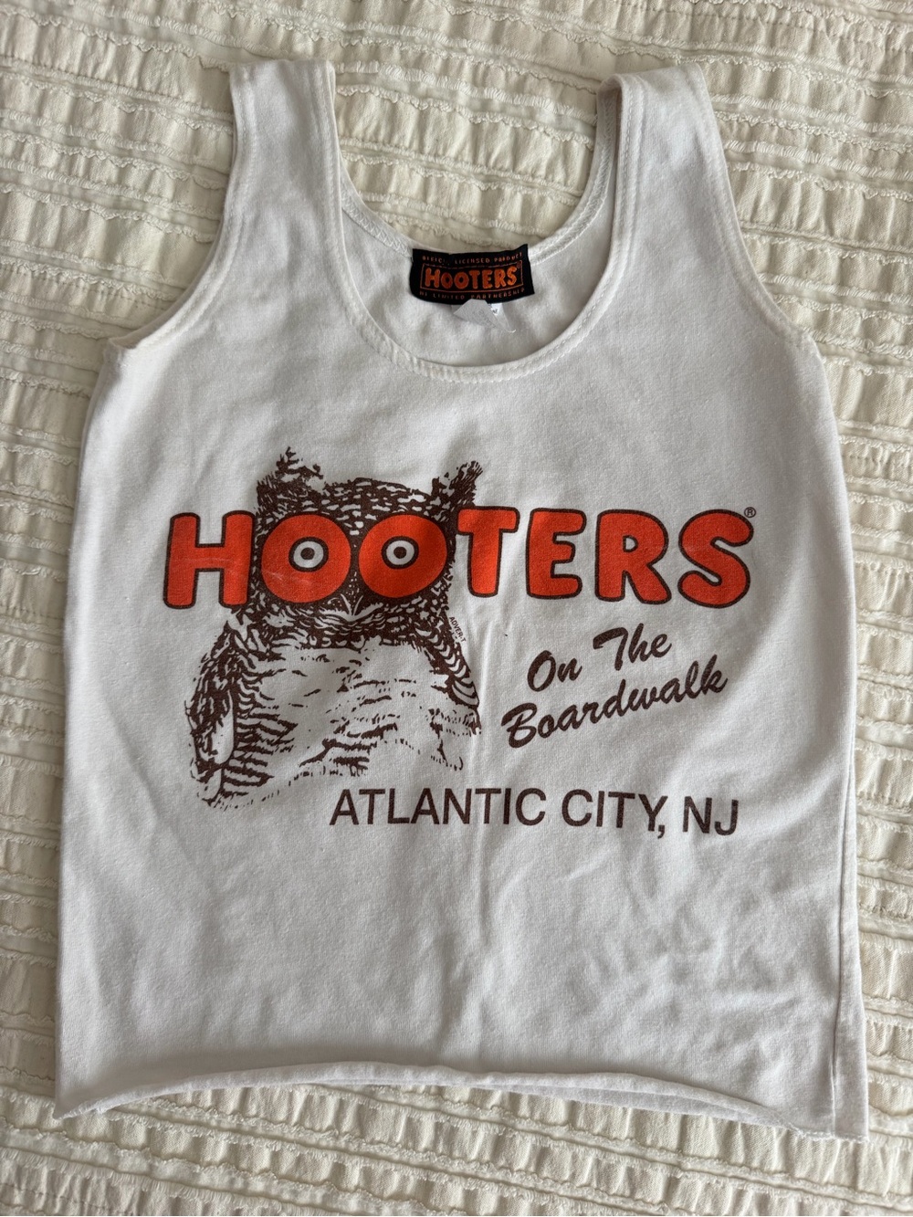 Hooters Atlantic City NJ Boardwalk White Tank with Orange Logo